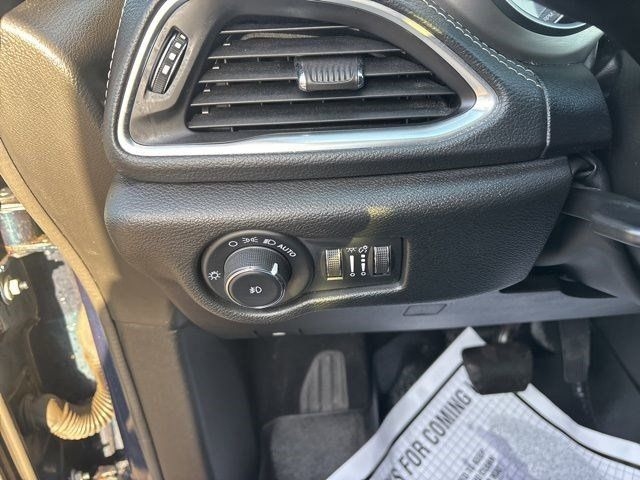 Chrysler Pacifica Limited AWD 2023