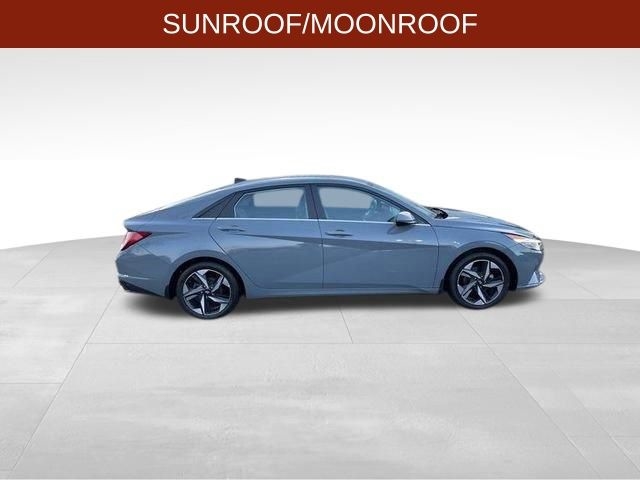 Hyundai Elantra Limited 2022