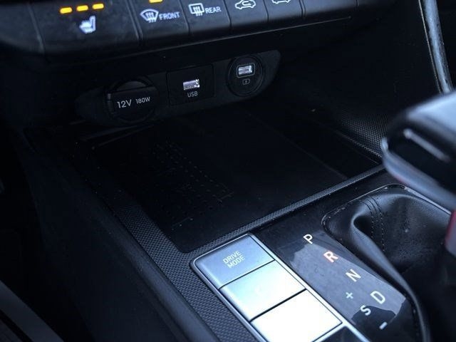 Hyundai Elantra Limited 2022