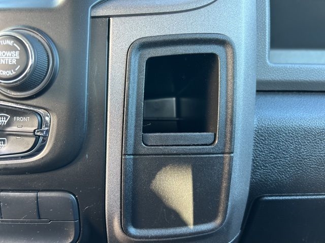 RAM 1500 Classic  2019