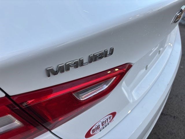 Chevrolet Malibu  2023