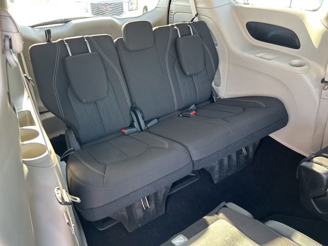 Chrysler Voyager  2023