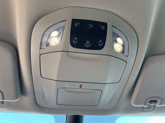 Chrysler Voyager  2023