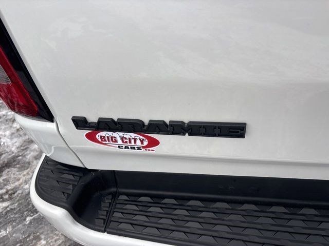 RAM 1500 Laramie Crew Cab 4WD 2021