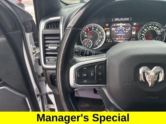 RAM 1500 Laramie Crew Cab 4WD 2021