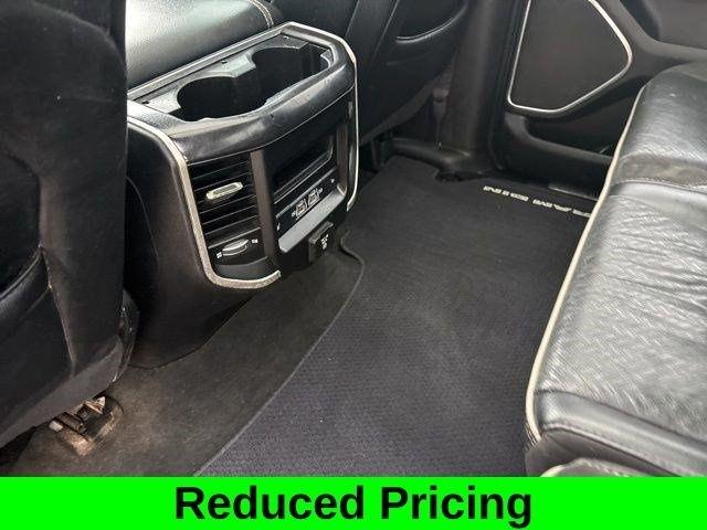 RAM 1500 Laramie Crew Cab 4WD 2021