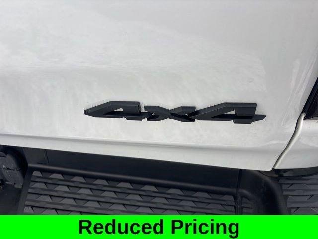 RAM 1500 Laramie Crew Cab 4WD 2021