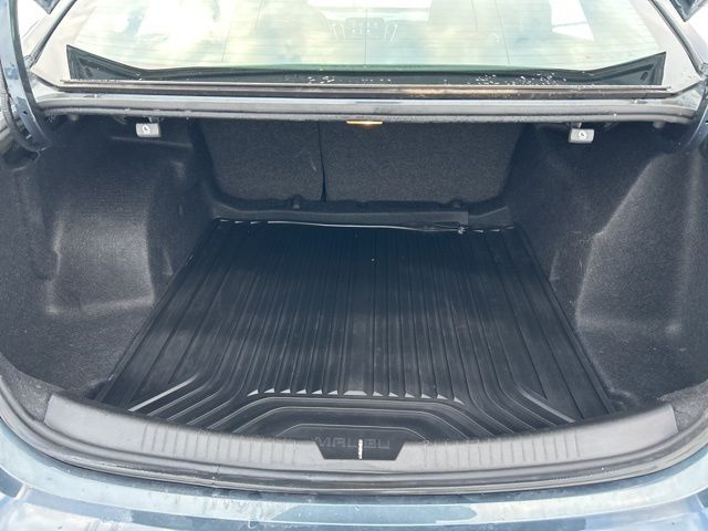 Chevrolet Malibu  2021