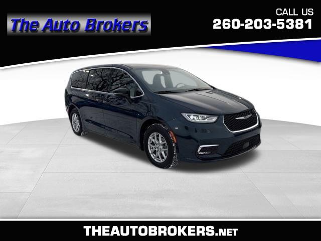 2024 Chrysler Pacifica Touring