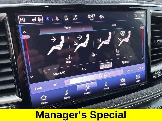 Chrysler Pacifica Touring 2024