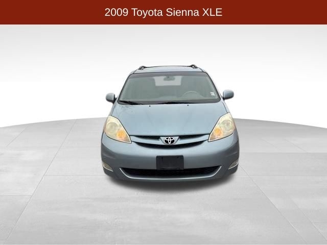 Toyota Sienna XLE AWD 2009