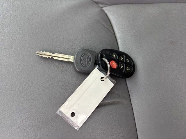 Toyota Sienna XLE AWD 2009