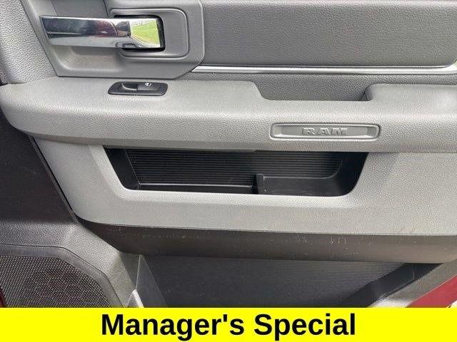 RAM 1500 SLT Crew Cab 4WD 2017