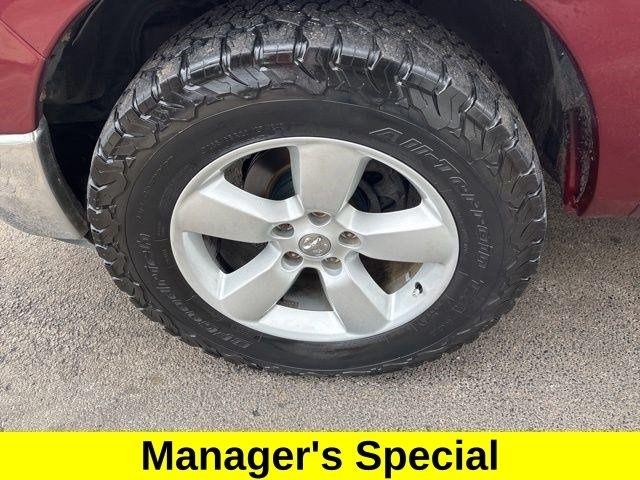 RAM 1500 SLT Crew Cab 4WD 2017