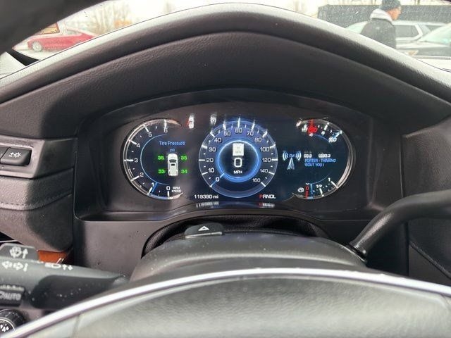 Cadillac Escalade Luxury 4WD 2017