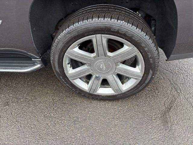 Cadillac Escalade Luxury 4WD 2017