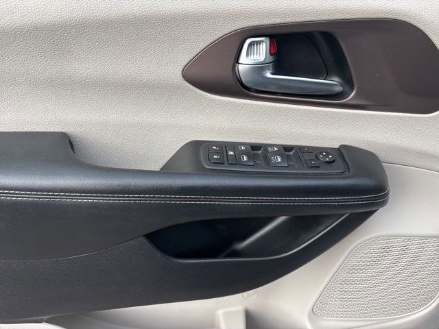 Chrysler Voyager LX 2020