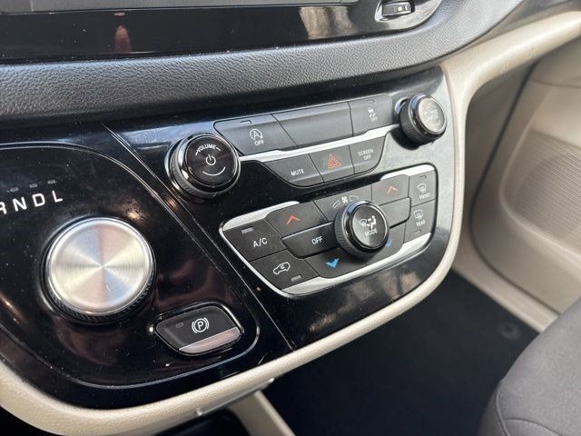 Chrysler Voyager LX 2020