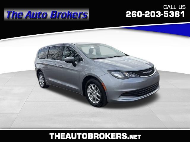 2020 Chrysler Voyager LX