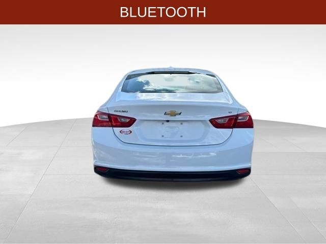 Chevrolet Malibu  2023