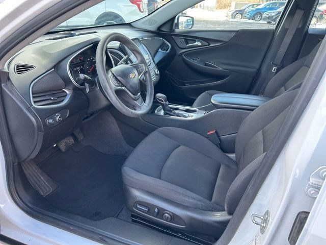 Chevrolet Malibu  2023