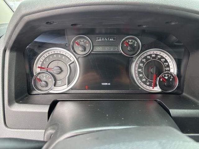 RAM 1500 SLT Crew Cab 4WD 2017