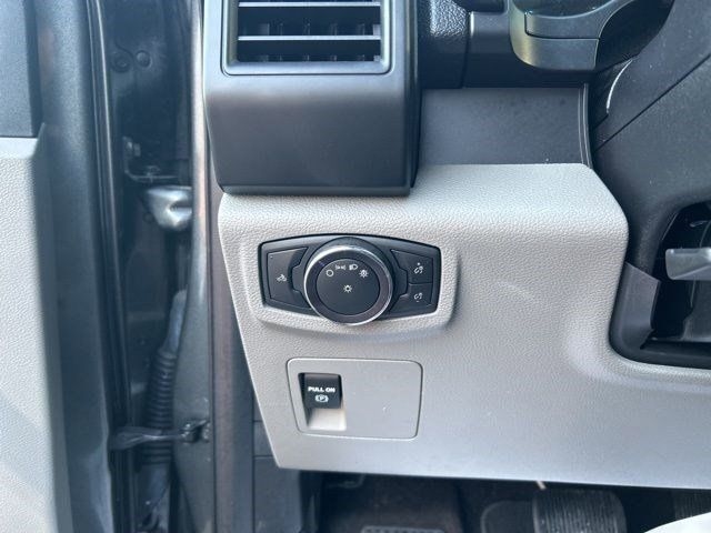 Ford F-150 XL SuperCrew 4WD 2020