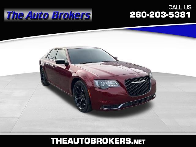 2019 Chrysler 300 Touring