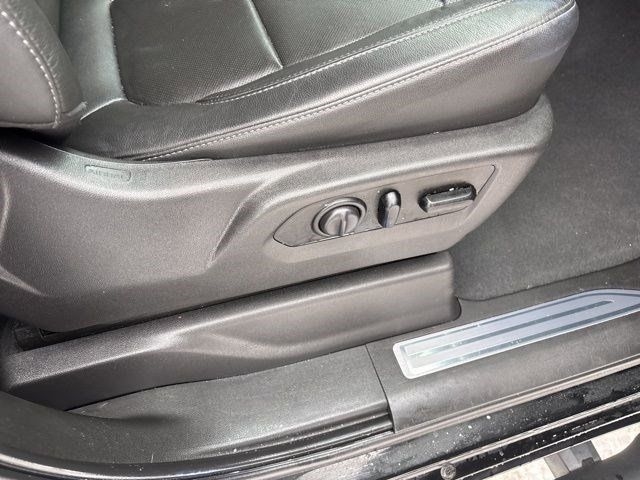 GMC Sierra 1500 SLT Crew Cab 4WD 2019