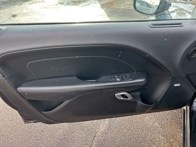 Dodge Challenger SXT AWD 2021