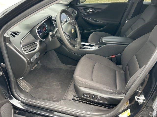 Chevrolet Malibu  2023