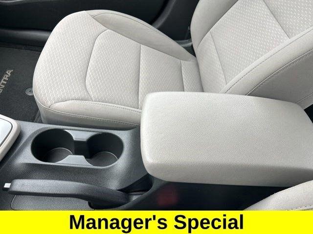 Hyundai Elantra SE 2019