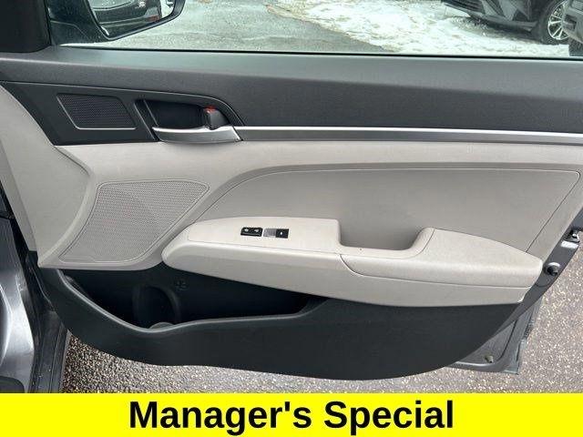 Hyundai Elantra SE 2019