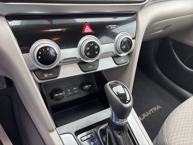 Hyundai Elantra SE 2019