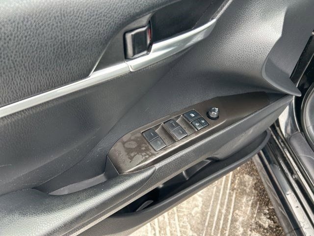 Toyota Camry SE 2022