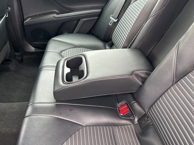 Toyota Camry SE 2022