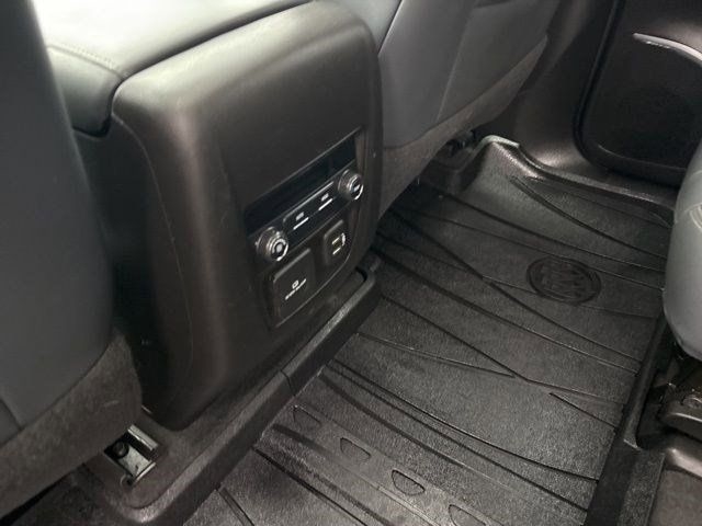 Buick Enclave Essence AWD 2019