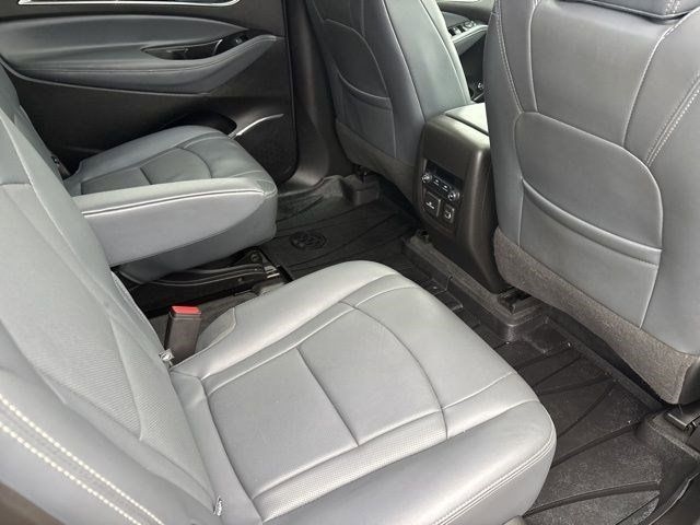 Buick Enclave Essence AWD 2019