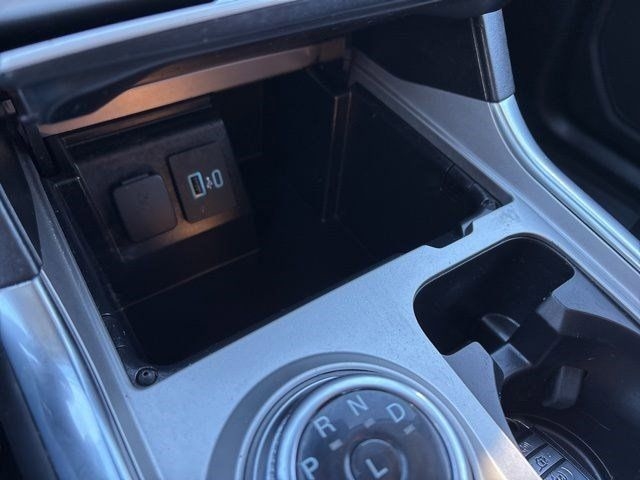 Ford Explorer XLT 4WD 2023