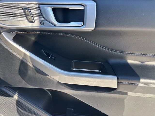 Ford Explorer XLT 4WD 2023