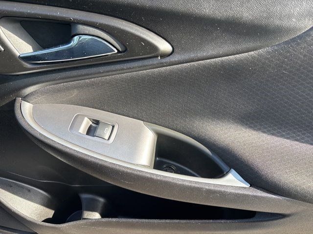 Chevrolet Malibu  2023