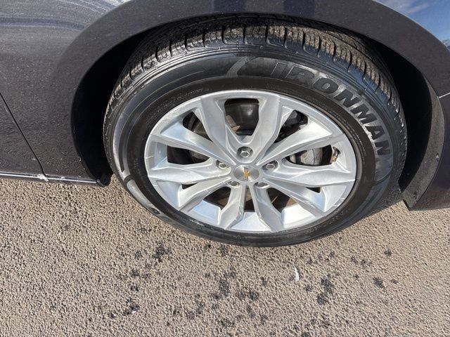 Chevrolet Malibu  2023