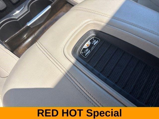 Cadillac Escalade ESV  2018
