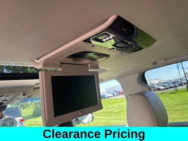 Cadillac Escalade ESV 4WD 4dr Luxury 2018