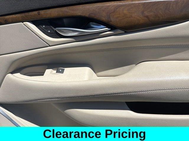 Cadillac Escalade ESV 4WD 4dr Luxury 2018