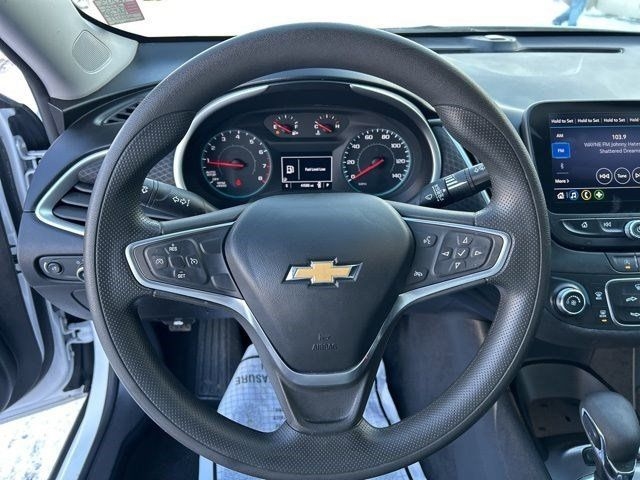 Chevrolet Malibu  2022