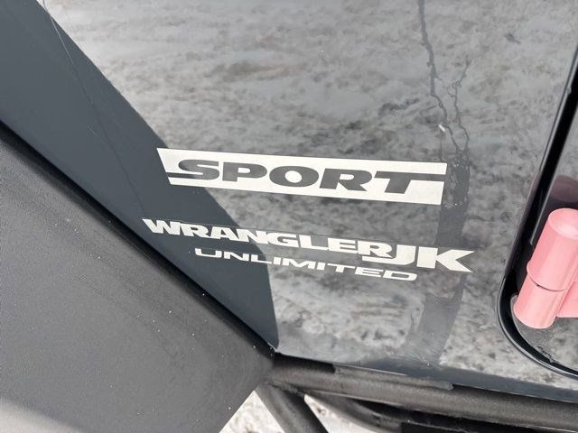 Jeep Wrangler JK Unlimited Sport 4WD 2018