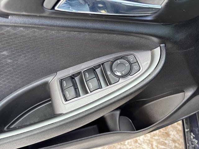 Chevrolet Malibu  2023