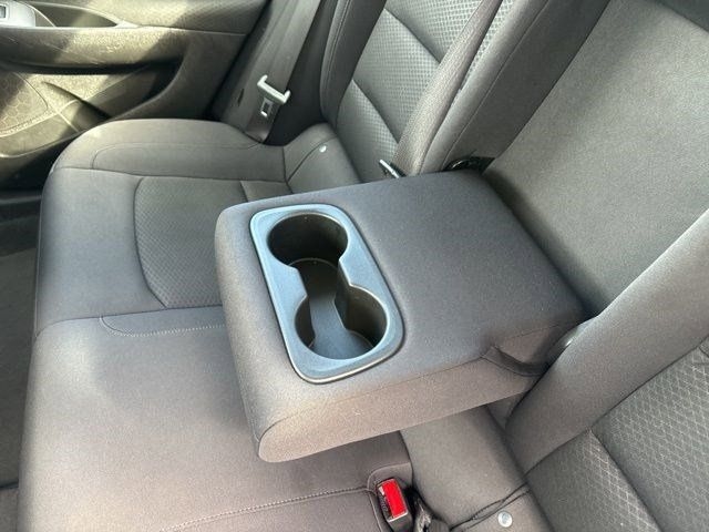 Chevrolet Malibu  2023