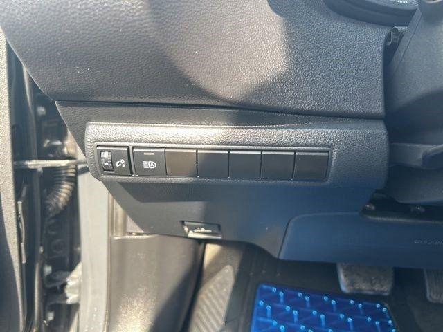 Toyota Corolla LE 2024